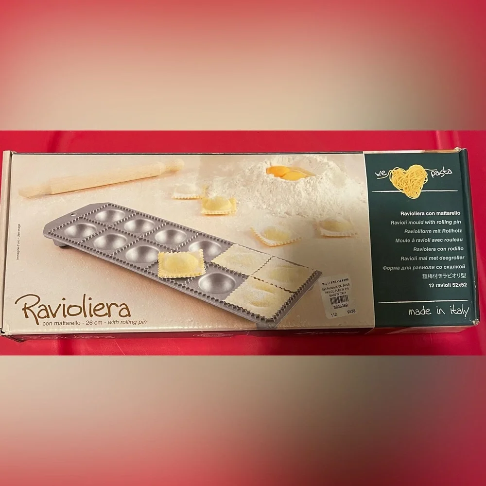 Williams Sonoma Ravioliera Maker NIB